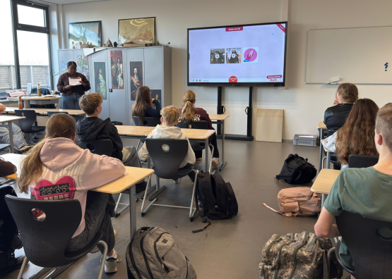 Jongerenwerkers geven gastlessen over sociale media op…